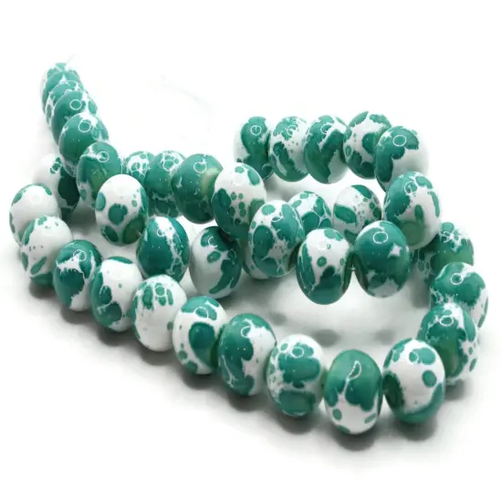 40 10mm Green and White Splatter Paint Smooth Round Glass Beads {1}