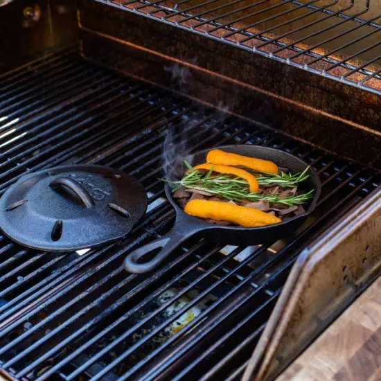 Lodge Cast Iron Smoker Skillet for Outdoor Grills, Pre-seasoned and Made in USA, 6.5 inches {5}