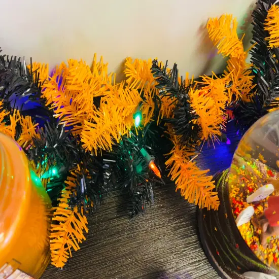 Tree Buddees Halloween Garland with Lights 9 Foot Long Black and Orange Pre-lit LED Mantle Decoration {5}