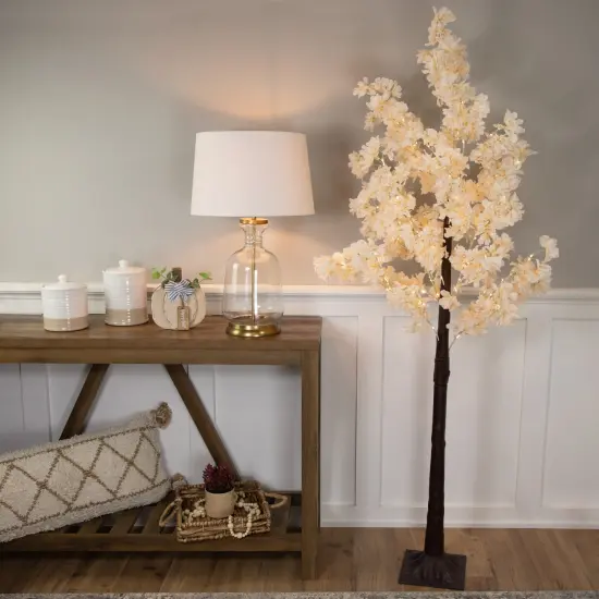 Northlight 6' LED Lighted White Floral Artificial Tree - Warm White Lights {3}