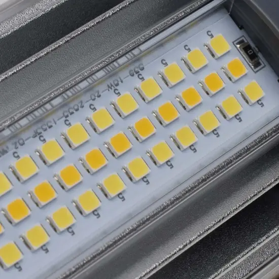 Satco 18w LED HID Replacement ColorQuick CCT Selectable Medium Base 277-347V Warm to Cool White {6}