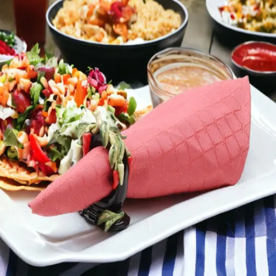 Ceramic Chili Pepper Napkin Rings-Set of 4, Home D&eacute;cor, Gift for Her, Gift for Mom, Kitchen D&eacute;cor, Farmhouse D&eacute;cor {1}