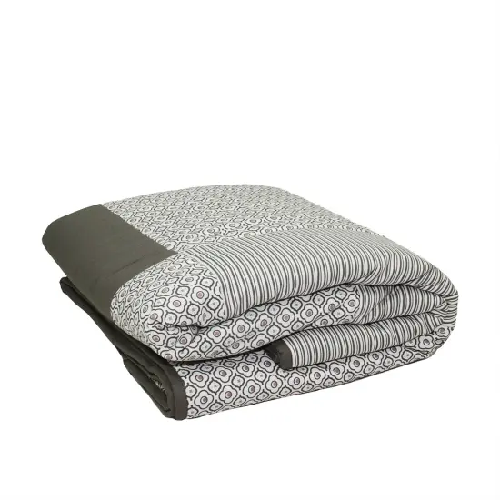 Kaemingk Gray and Black Striped Quatrefoil Quilted Throw Blanket 55.5" x 78.75" {1}