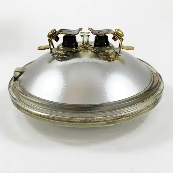 25w PAR36 Narrow Spot Light Bulb {2}