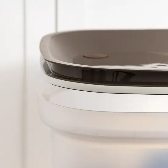 IRIS USA 25Lb/30Qt WeatherPro Airtight Pet Food Storage Container with Scoop and Casters Brown {4}