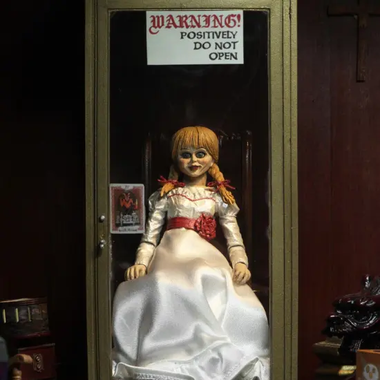 The Conjuring Universe Ultimate Annabelle 7 Inch Action Figure {7}