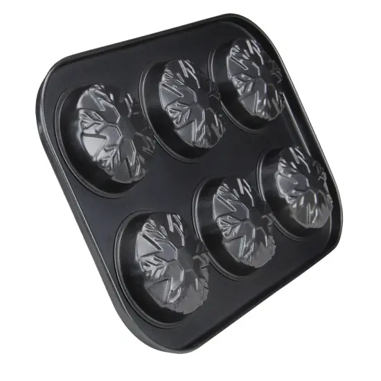 Avon 10" Gray Metal Snowflake Baking Pan {3}