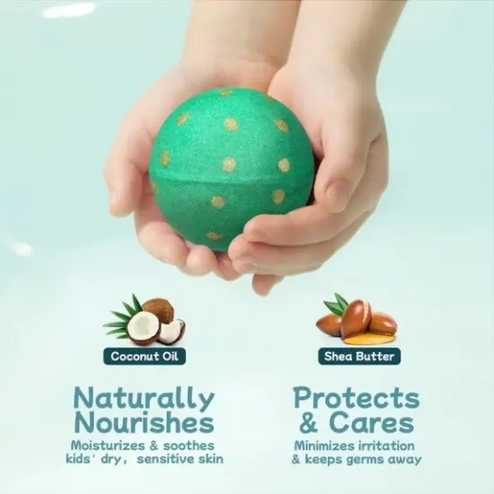 Daisy Encens Santa's Back In Town Kids Surprise Bath Balms Gift Set {4}