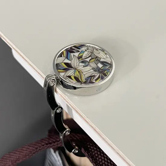 Wrapables Scenic Purse Hook Hanger, Foldable Handbag Table Hanger, Star Flower {4}