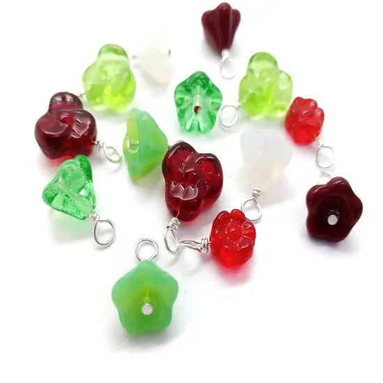 Flower Charms in Christmas Colors, 15 pieces, Glass Flower Bead Dangles in Green & Red, MM5-04 Adorabilities {3}