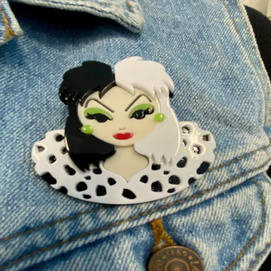 Wrapables Acrylic Fashion Brooch Pin for Sweaters, Coats, Scarves, and Bags, Scary {5}