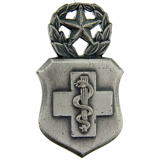 EagleEmblems P12121 PIN-USAF,MED.TECH.MST. (1'') {1}