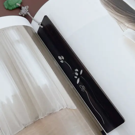 Wrapables Sandalwood Bookmark with Pendant Tassel for Book Lovers an Readers Water Lily {4}