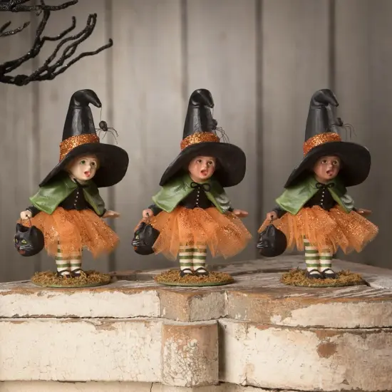 Little Lavinia Witch with Spider 6.5" {3}