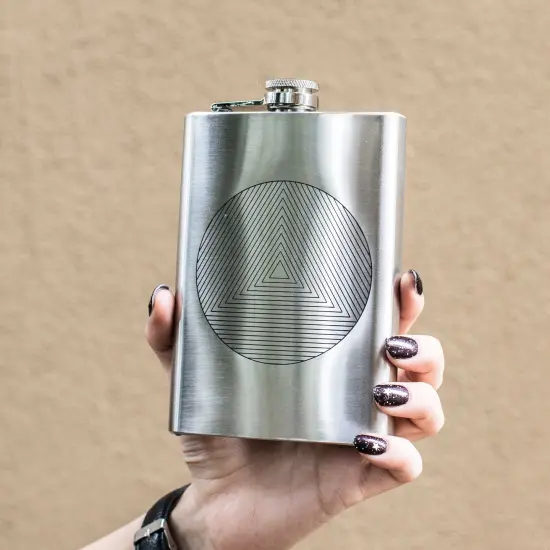 8oz Circle Triangle Design Stainless Steel Flask {3}