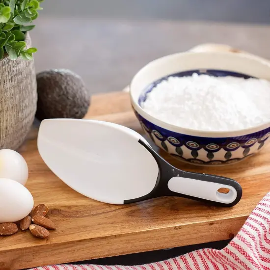 Chef Craft Durable Plastic 1 Cup Scoop with Comfort Grip Handle - Great for Pet Food, Dry Goods and Ice {2}