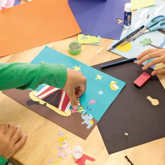 Construction Paper, Holiday Red, 9" x 12", 50 Sheets Per Pack, 5 Packs {3}