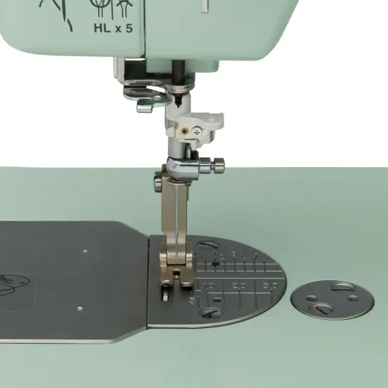 Elna Elnita EF1 Sewing and Quilting Machine {2}