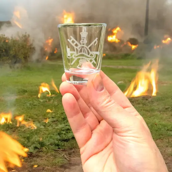 2oz Firefighter Emblem Shot glass {3}