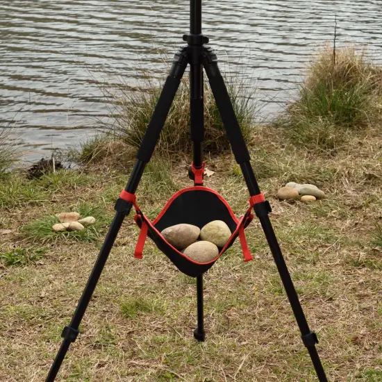 SoHo Urban Artist Deluxe Durable Aluminum Camera Tripod w/ Tripod Weight Bag, 3-Way Tilting Head, Telescoping Legs, Quick Release Plate, Adjusts 24.5-58in, Bubble Level, Compass, & Nylon Carrying Case {7}