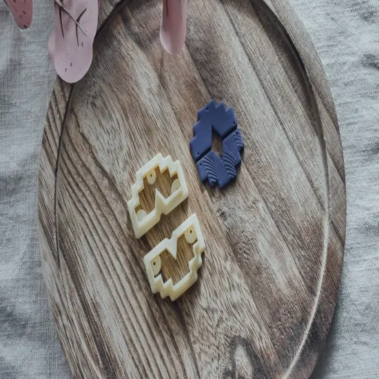 2 pcs Abstract Polymer Clay Cutter Set but Hello Cutters {2}