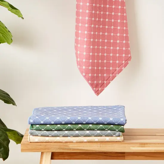 DII Taupe Printed Trellis Paw Pet Towel {6}