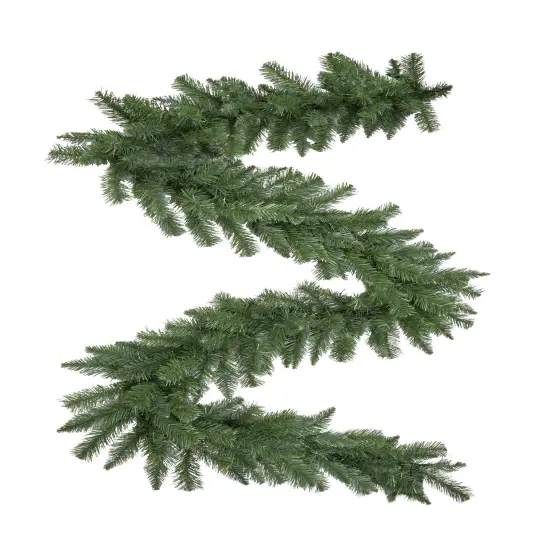 Perfect Holiday 9ft Green Premium Garland {1}