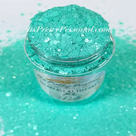 &ldquo;Breakfast at Tiffany&rsquo;s&rdquo; - Posh XL {1}