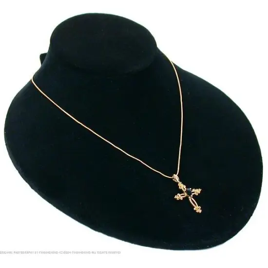 Black Velvet Necklace Busts Slatwall Jewelry Display {1}