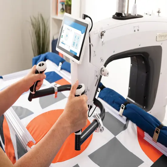 Q'nique 16X - Elite Quilting Machine and Q-Zone Queen Quilting Frame {3}