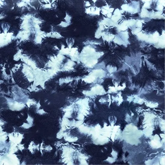 DII Scandinavian Snowflakes Printed Tablecloth 70" Round {2}