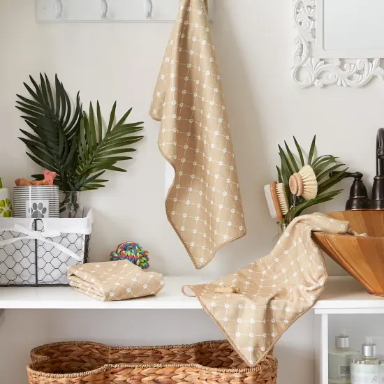 DII Taupe Printed Trellis Paw Small Pet Towel (Set of 3) {3}