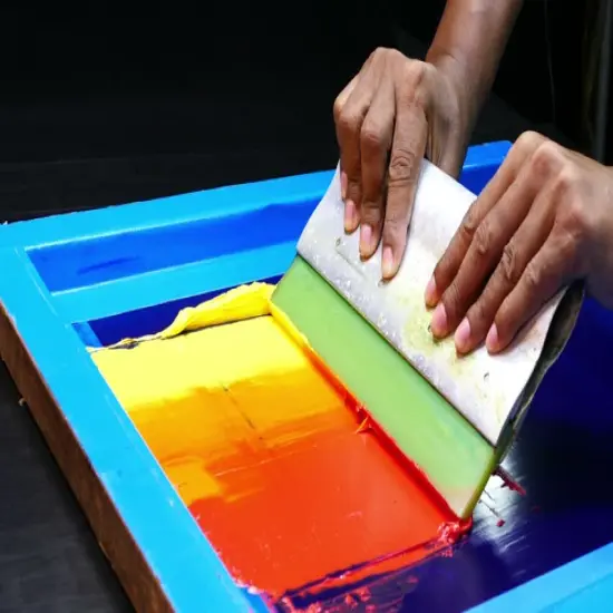 Temperature Activated Body Heat Reactive Color Changing Thermochromic Fabric Paint Red yellow 77⁰f {4}