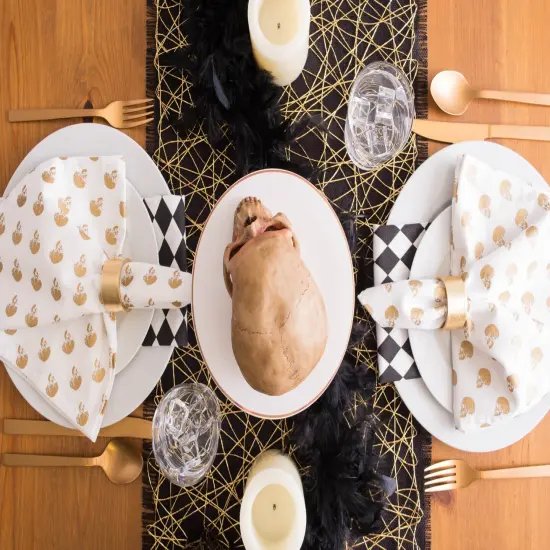 DII Green Lattice Outdoor Tablecloth With Zipper {2}