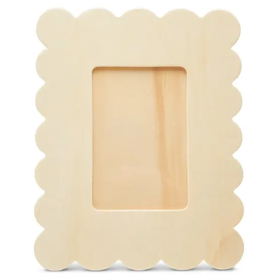 Scalloped Wooden Picture Frames, 6-3/8" x 8-1/8", 3/16" Thick | Woodpeckers {1}