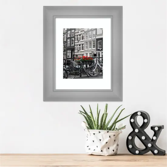 Amanti Art Flair Picture Frame {5}