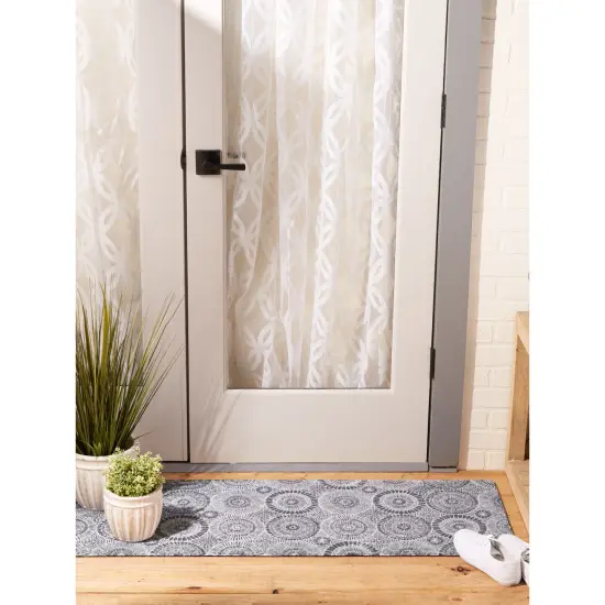 DII Gray/White Stripe Outdoor Floor Runner 3x6-ft {4}