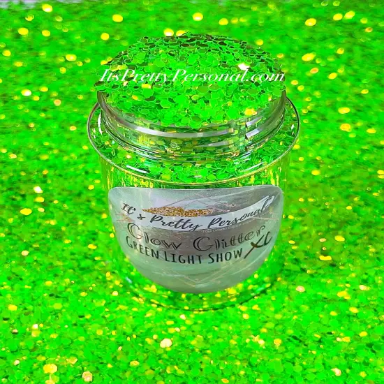 &ldquo;GREEN Light Show XL&rdquo;-GLOW Glitter {2}
