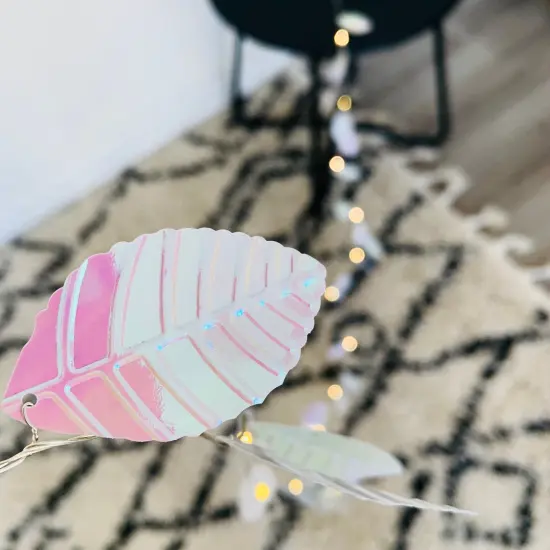 Perfect Holiday 20 LED Iridescent Leaf Fairy Light {3}