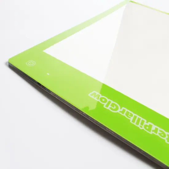 Fully functional 14x20&rdquo; LED light tablet - Designed for craft enthusiasts - 3 light levels {3}