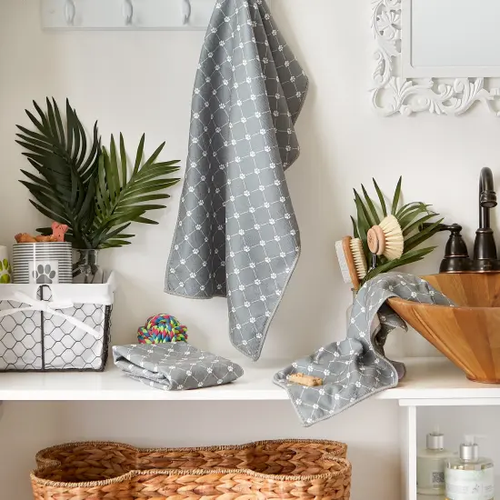 DII Gray Printed Trellis Paw Small Pet Towel (Set of 3) {4}
