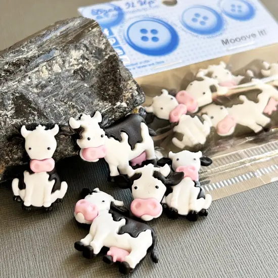 Dress it Up Buttons Farm Animals Embellishment Assortment {3}