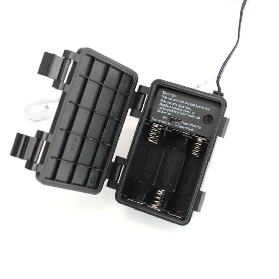 Perfect Holiday 9ft Pre-Lit White Garland {2}