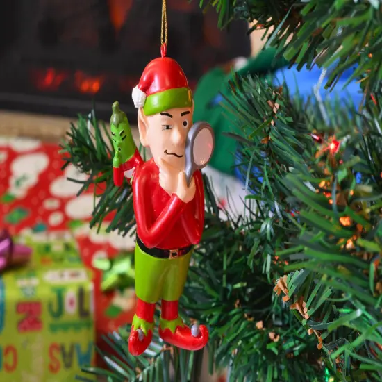 Elf Searching for The Christmas Pickle Ornament {5}