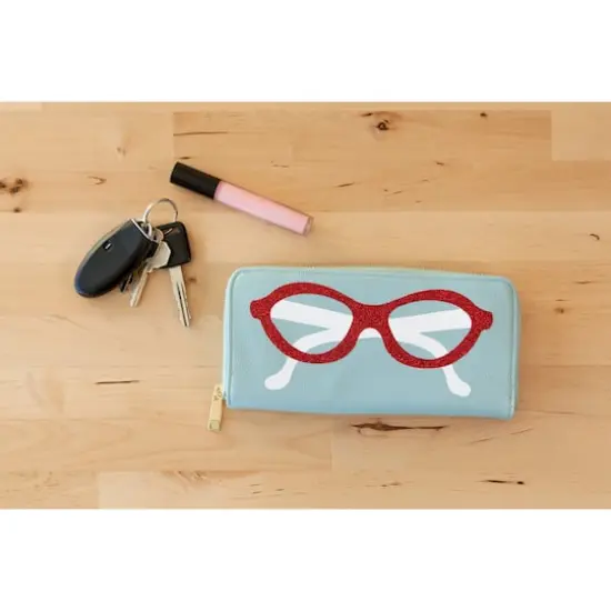 Cricut&reg; Iron-On Glitter Red {3}