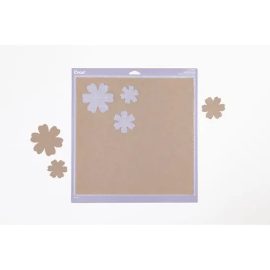 Cricut&reg; StrongGrip Adhesive Cutting Mat {3}