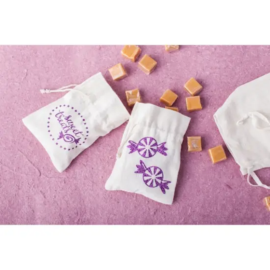 Cricut&reg; Iron-On Glitter Eggplant {3}