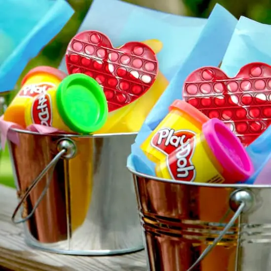 GottaPop Hearts Pop It Fidget Toy Party Favors, 6ct. {4}