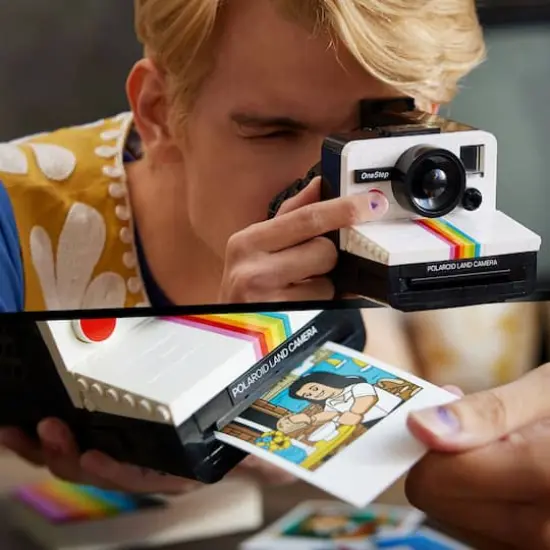 LEGO&reg; Ideas Polaroid OneStep SX-70 Camera Set 21345 {8}