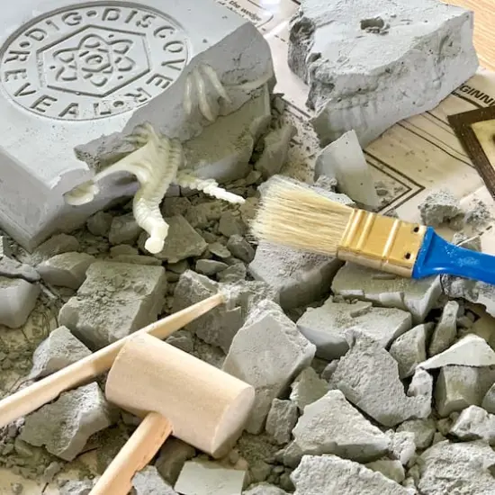ArtSkills&reg; Epic Lab Dinosaur Fossil Dig Kit {5}
